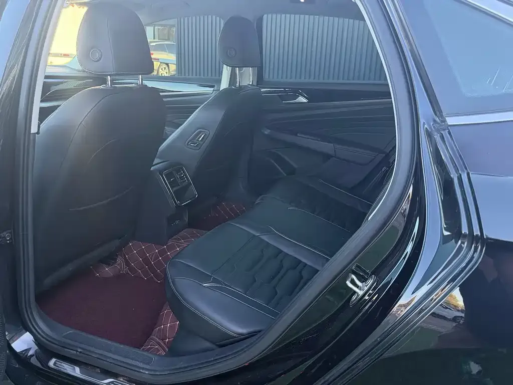 Volkswagen Passat — фото 2