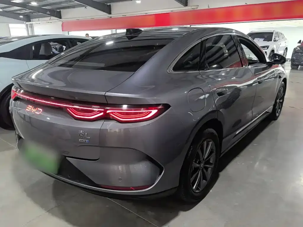 BYD Qin L — фото 4