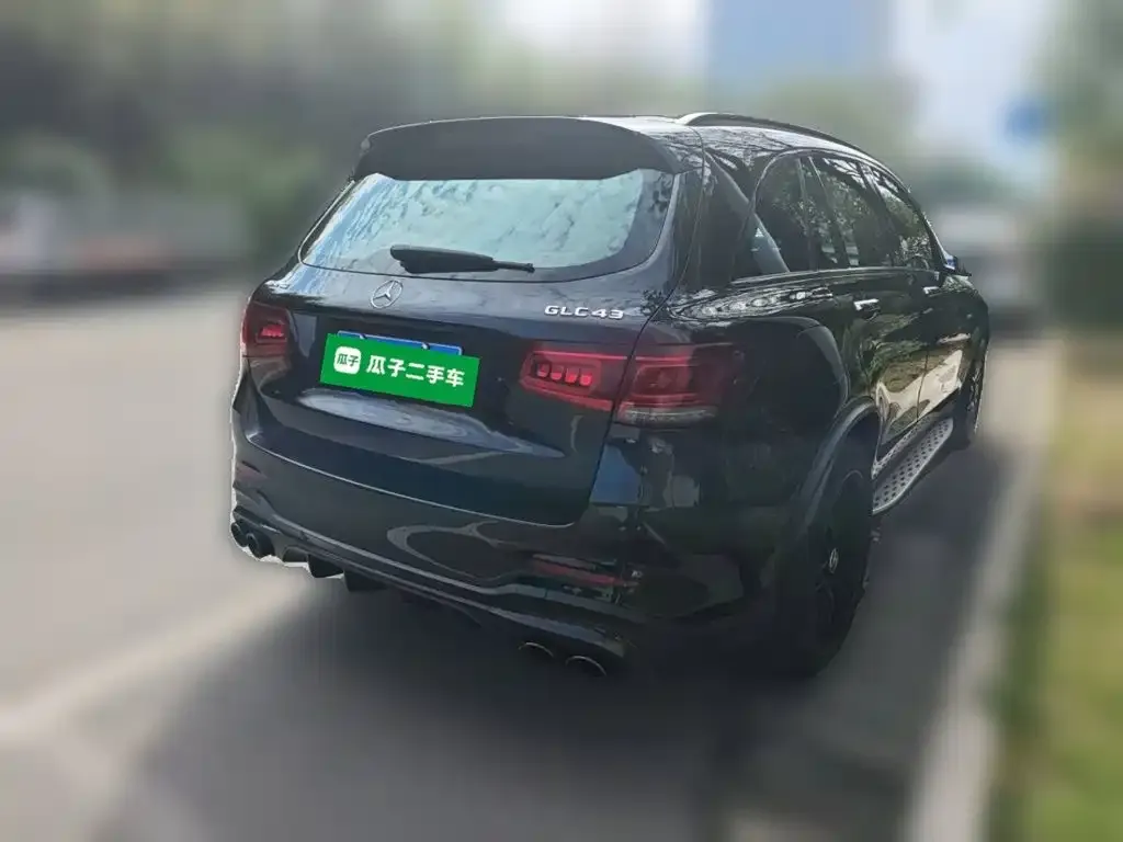 Mercedes-Benz GLC AMG — фото 3