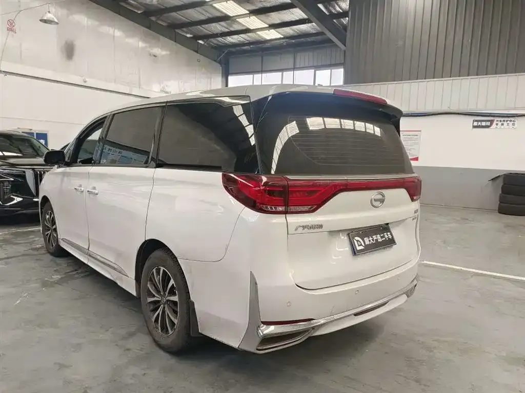 GAC Motor Trumpchi M8 — фото 2