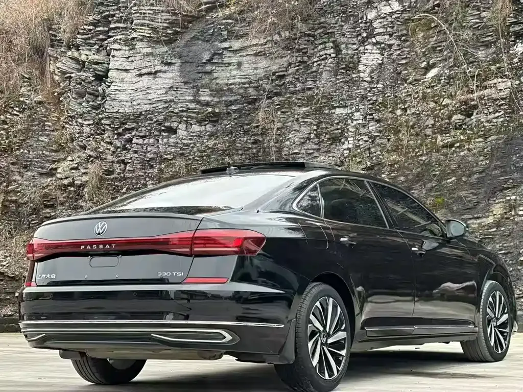 Volkswagen Passat — фото 5