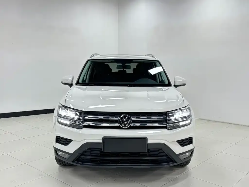 Volkswagen Tharu — фото 6