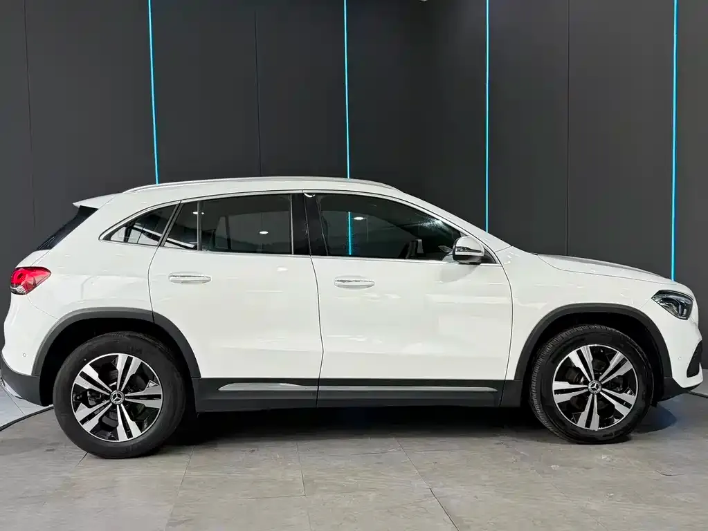 Mercedes-Benz GLA — фото 2
