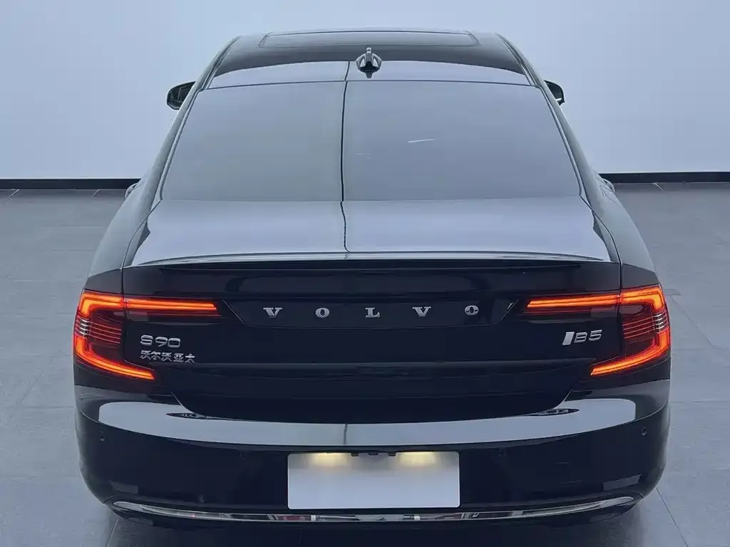 Volvo S90 — фото 2
