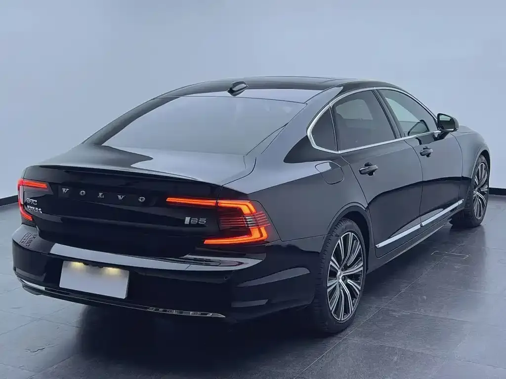 Volvo S90 — фото 5