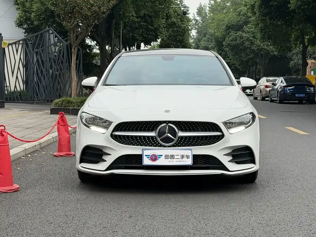 Mercedes-Benz A-Class — фото 10