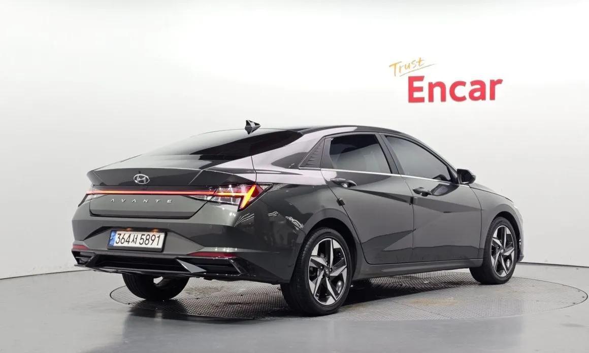 Hyundai AVANTE — фото 2