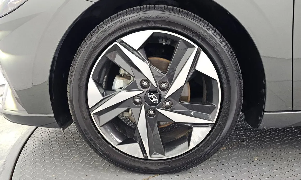 Hyundai AVANTE — фото 9