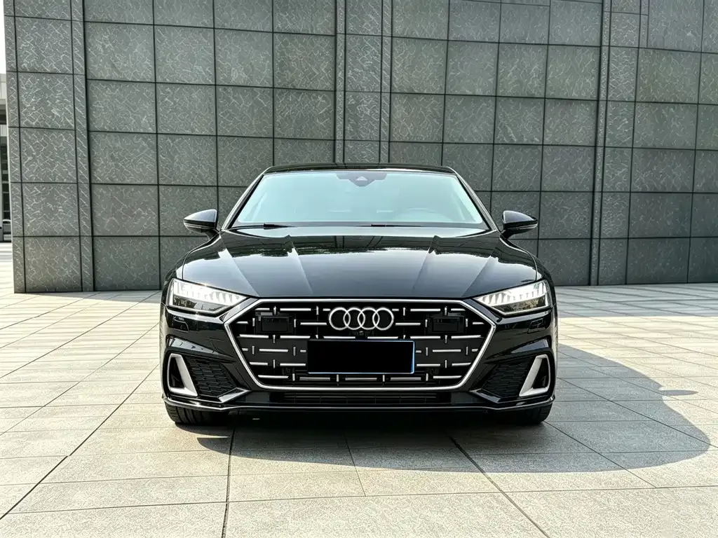 Audi A7L — фото 10