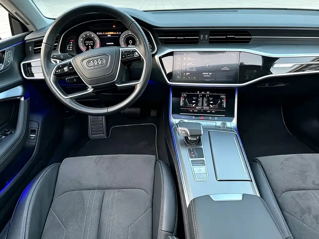 Audi A7L — фото 2