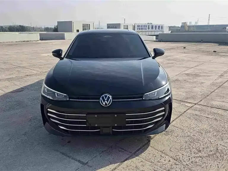 Volkswagen Passat — фото 7