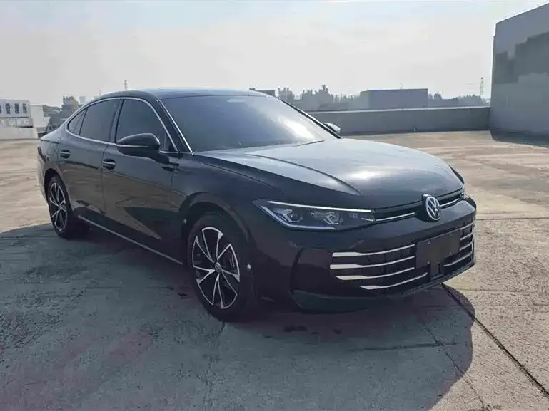 Volkswagen Passat — фото 2