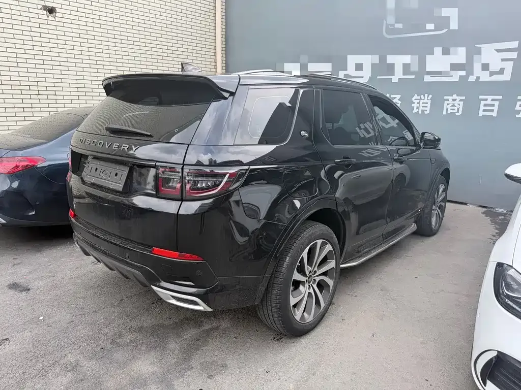 Land Rover Discovery Sport — фото 2