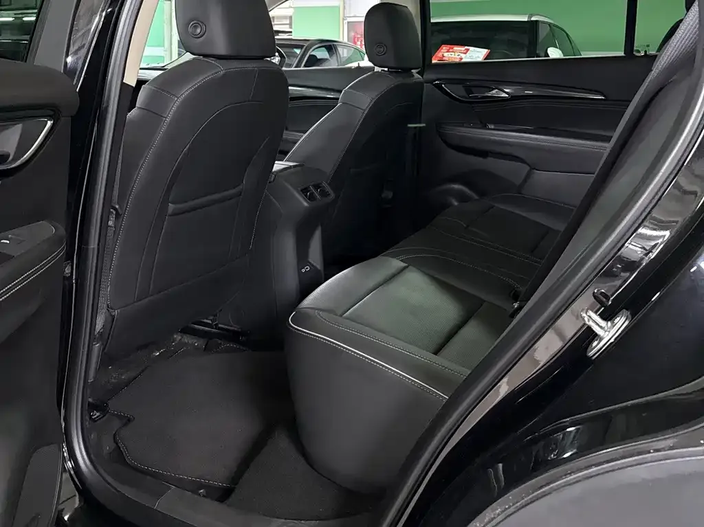 Buick Envision Plus — фото 8