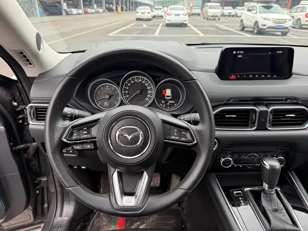 Mazda CX-8 — фото 2