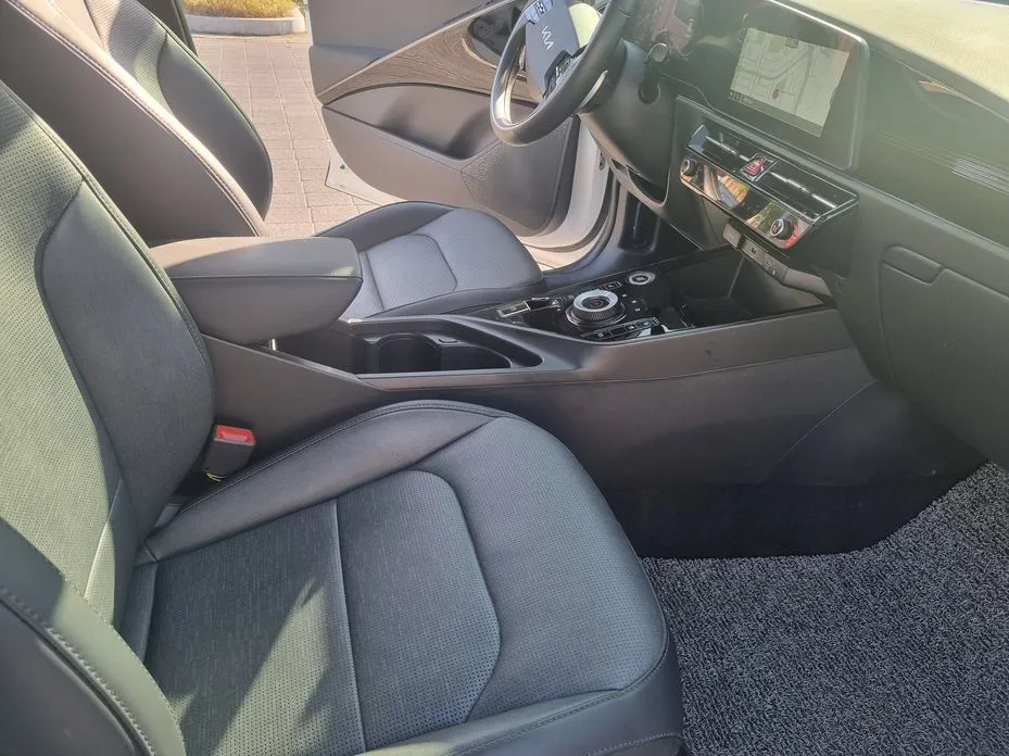 Kia Niro — фото 10