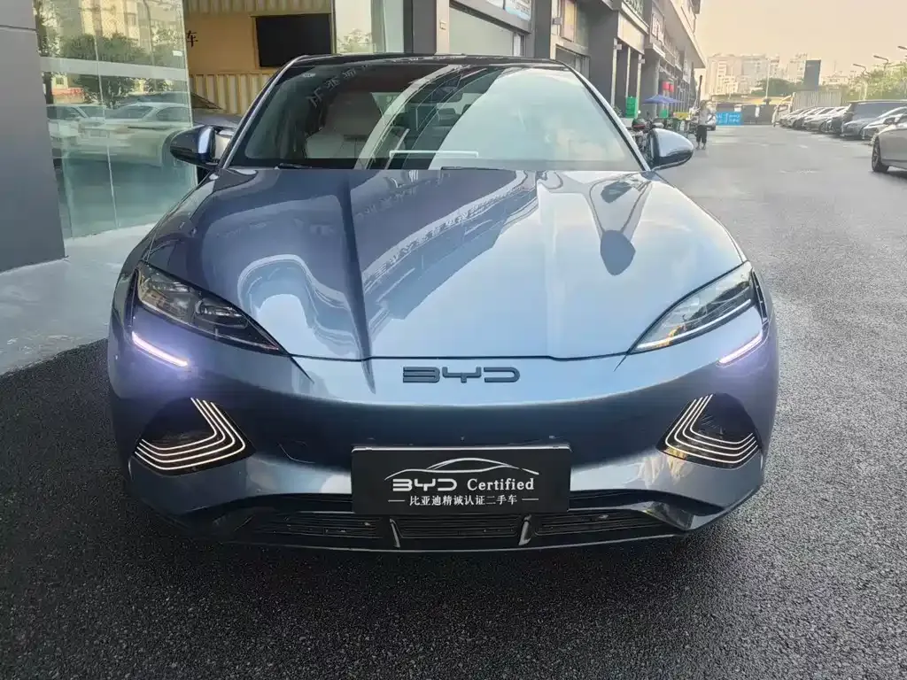 BYD Seal — фото 4
