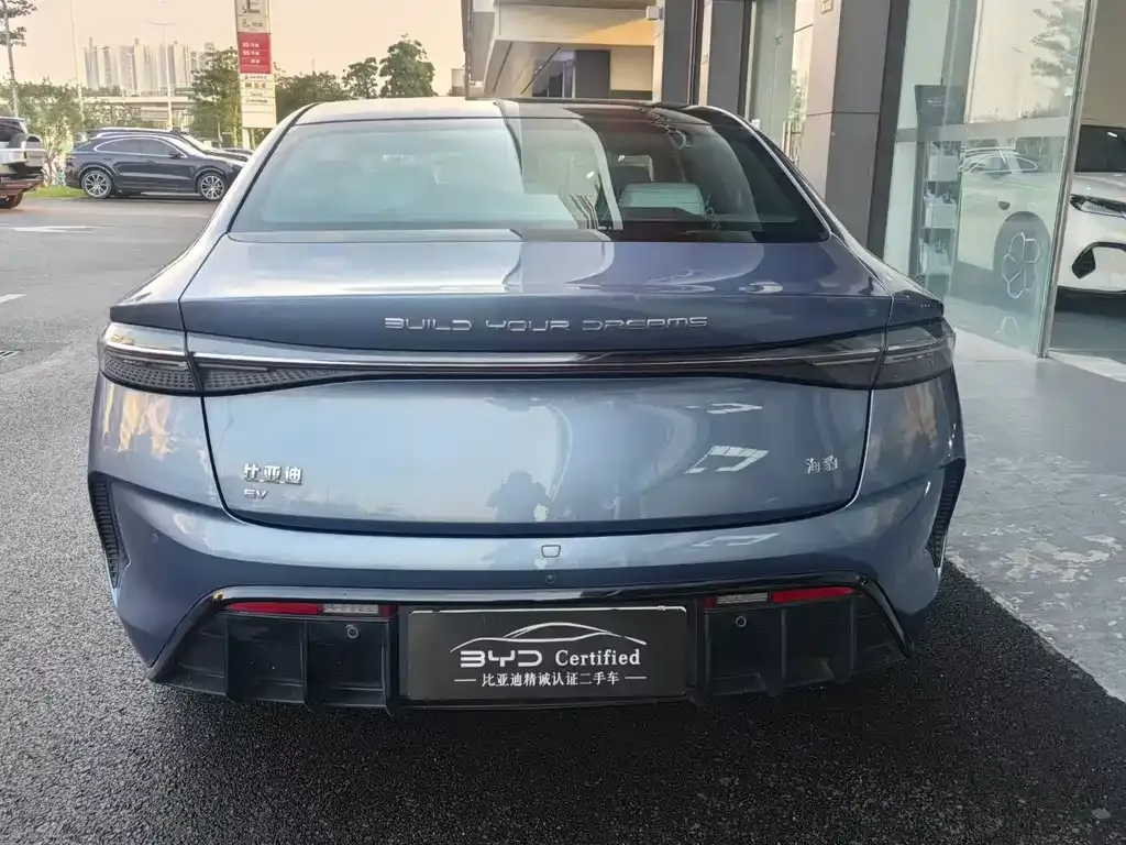 BYD Seal — фото 3