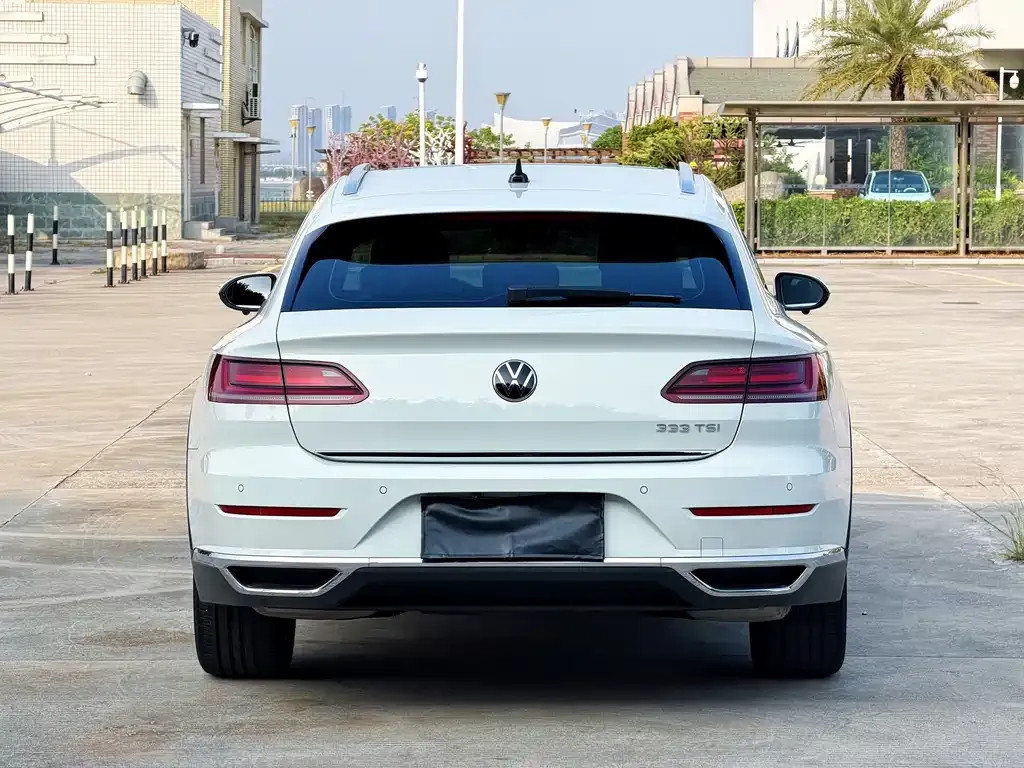 Volkswagen CC — фото 10