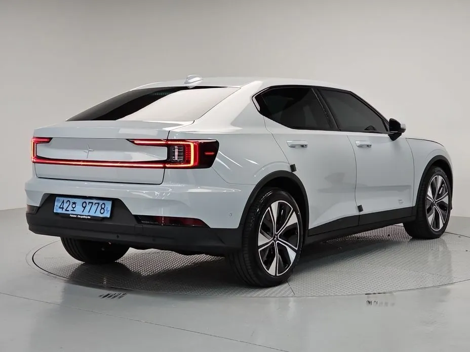 Polestar Polestar 2 — фото 4