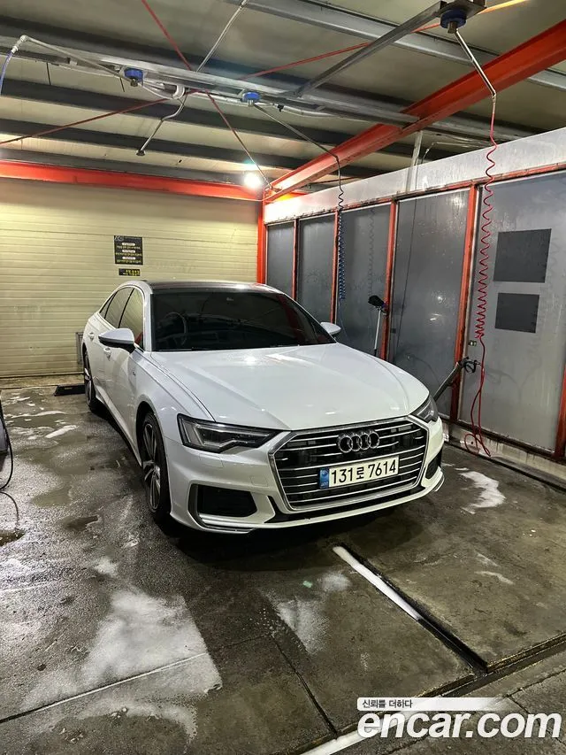 Audi A6 — фото 1
