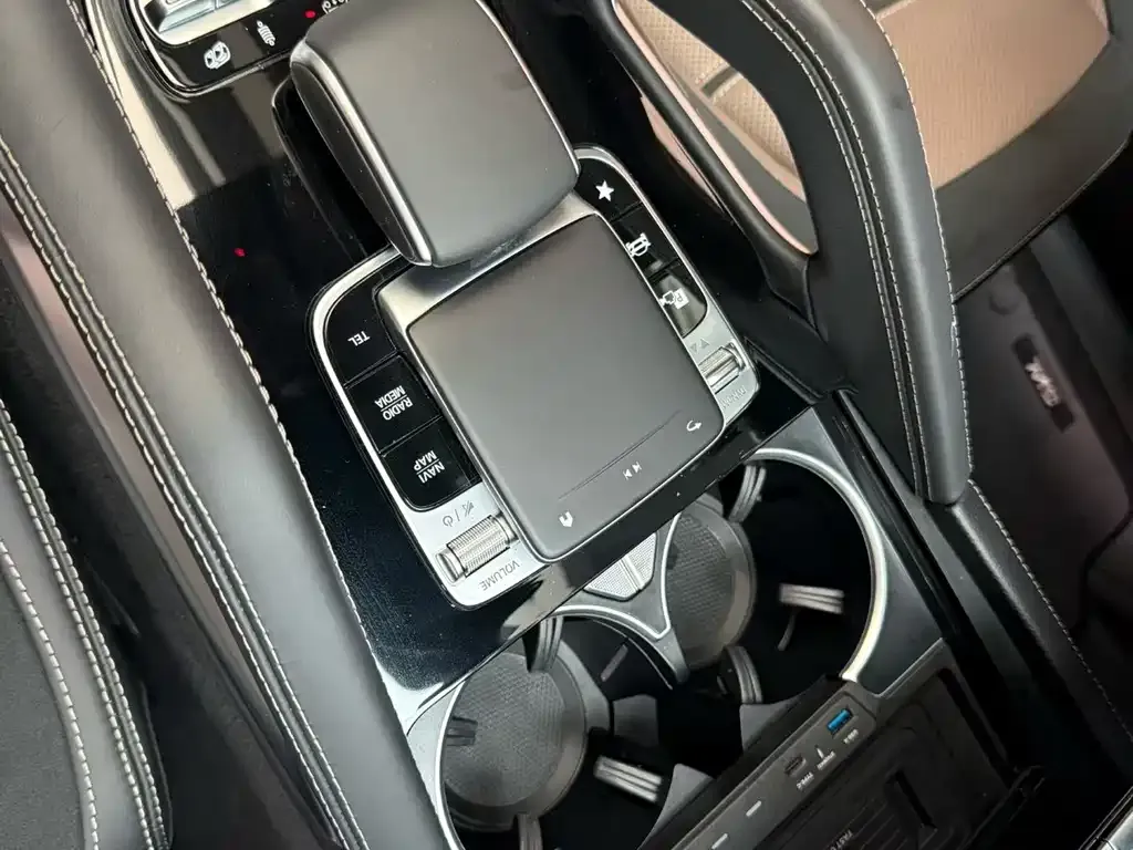 Mercedes-Benz GLE AMG — фото 8