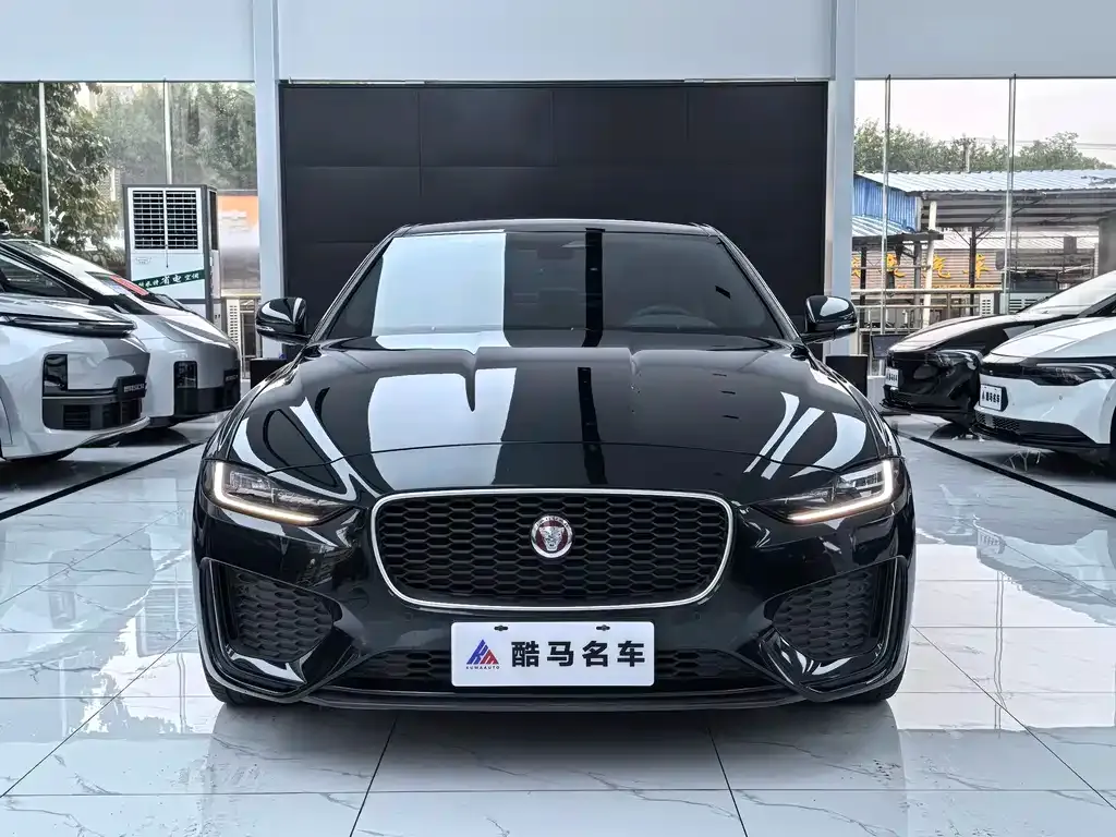 Jaguar XEL — фото 3