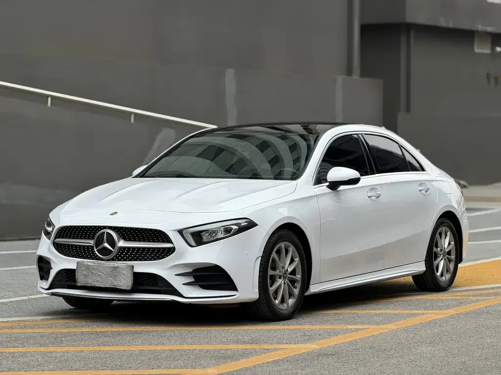 Mercedes-Benz A-Class — фото 1
