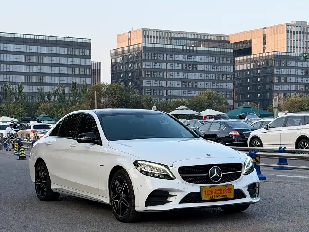 Mercedes-Benz C-Class — фото 7