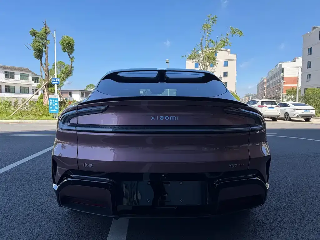 Xiaomi YU7 — фото 3