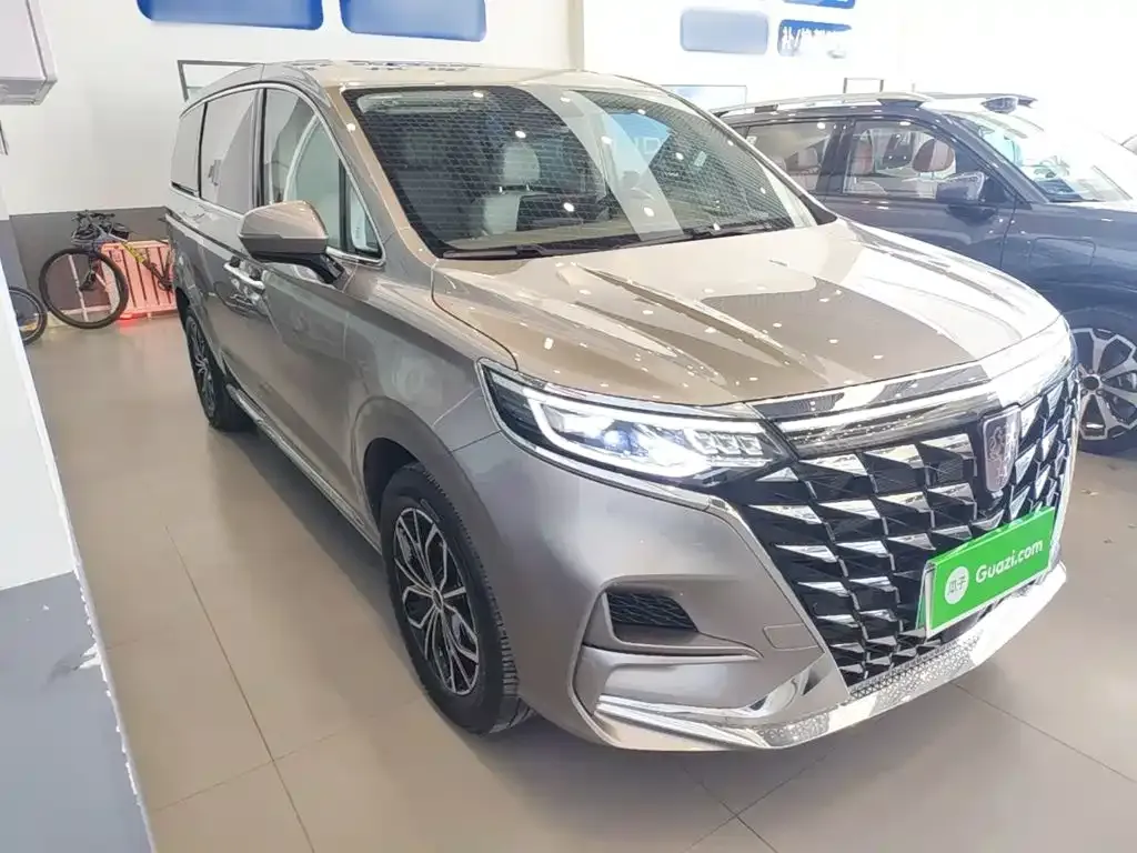 Roewe iMAX8 New Energy — фото 4