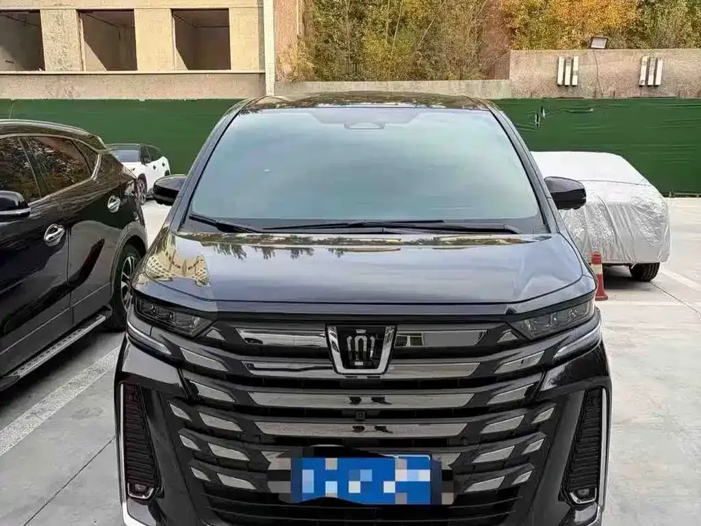 Toyota Vellfire — фото 4