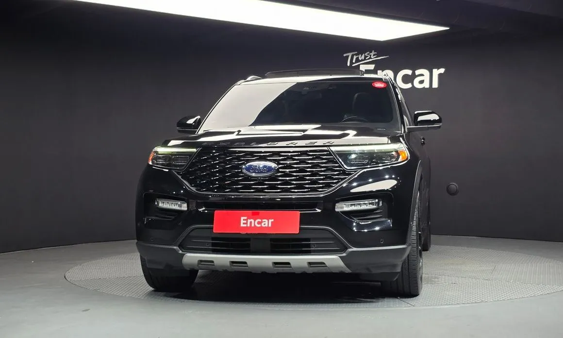 Ford Explorer — фото 4