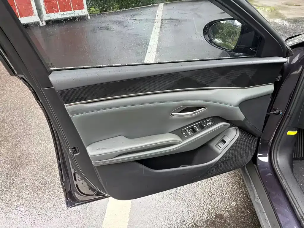 BYD Qin L — фото 4