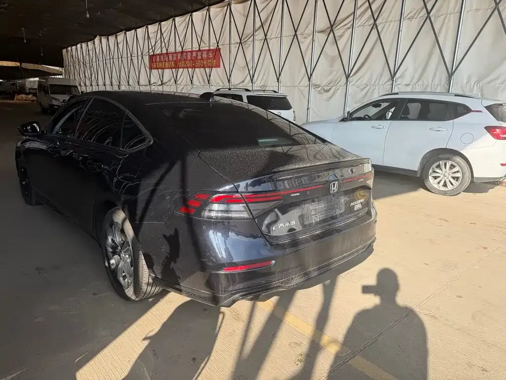 Honda Accord — фото 4
