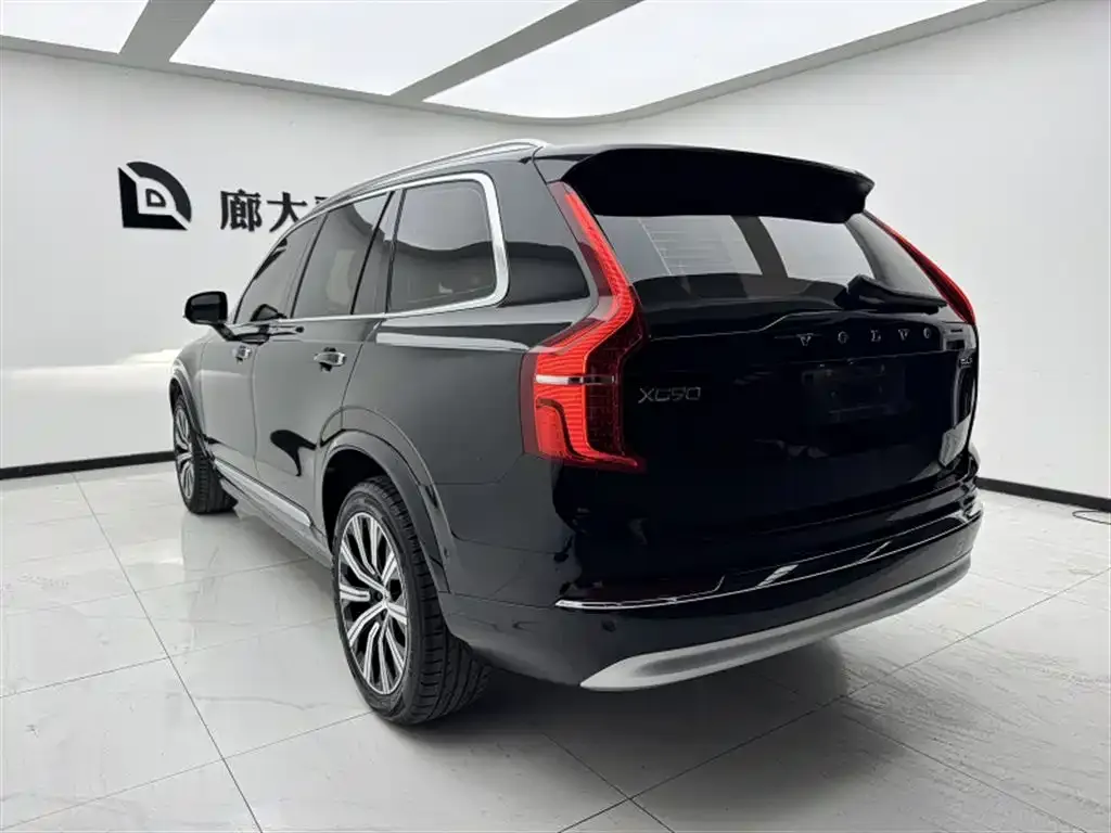 Volvo XC90 — фото 4