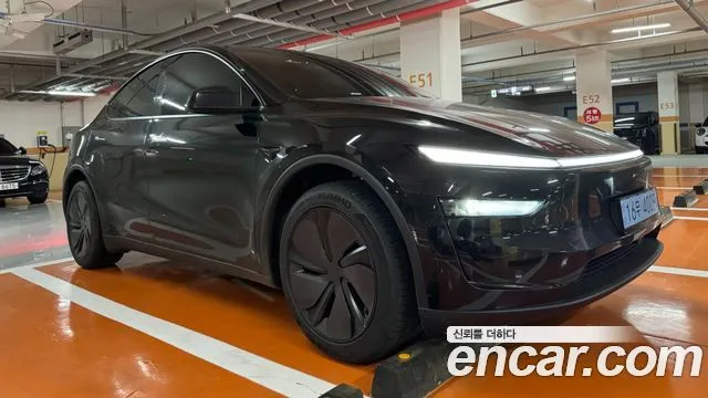 Tesla Model Y — фото 6