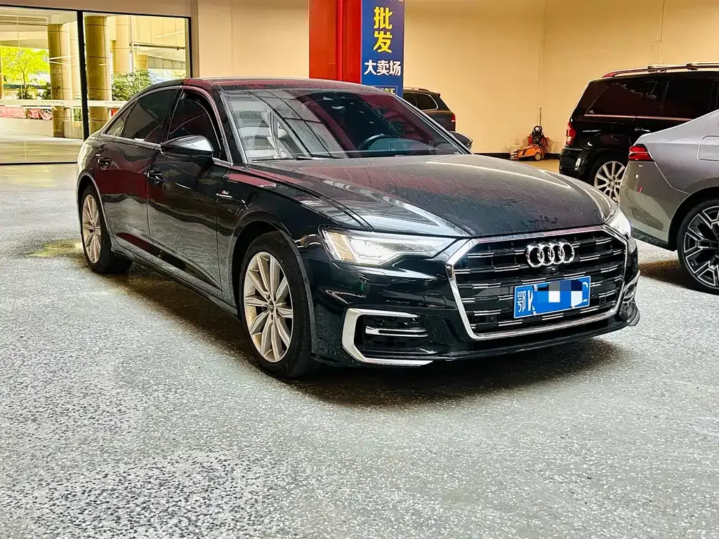 Audi A6L — фото 10