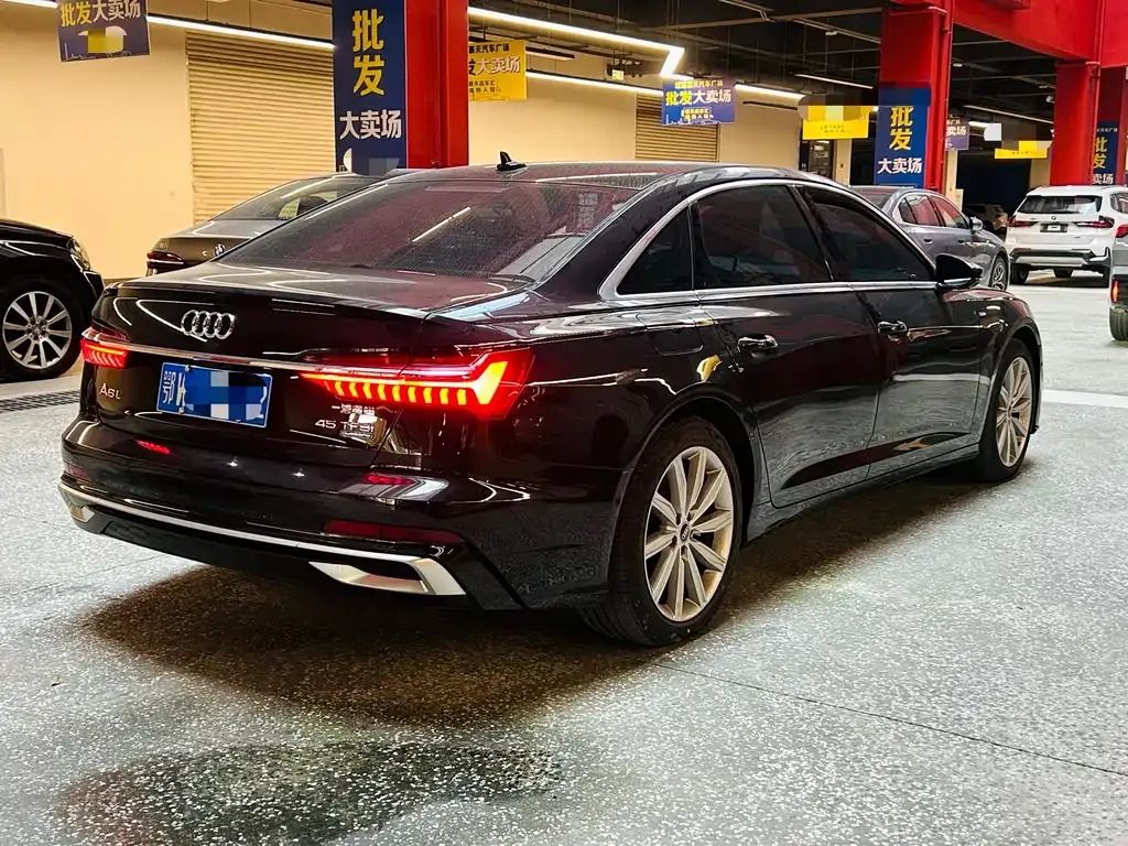 Audi A6L — фото 4
