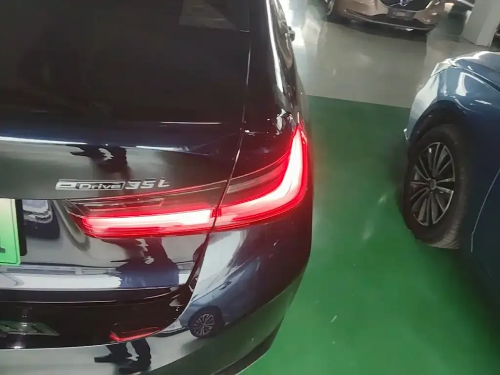 BMW i3 — фото 2
