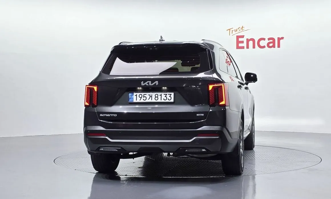 Kia Sorento — фото 3
