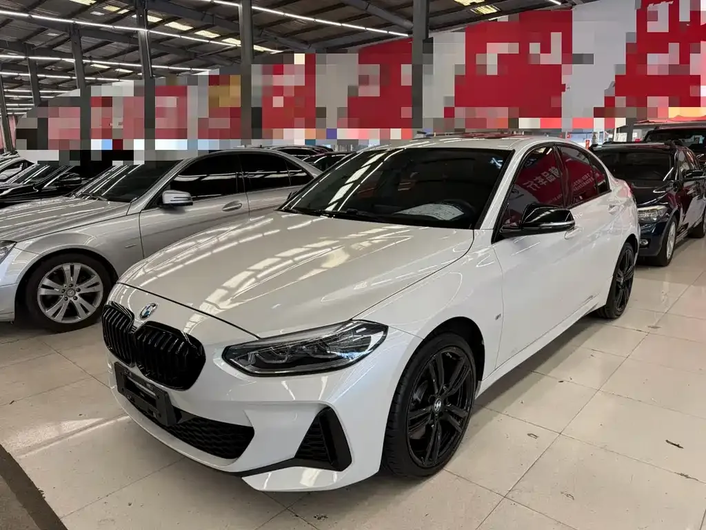 BMW 1 Series — фото 1