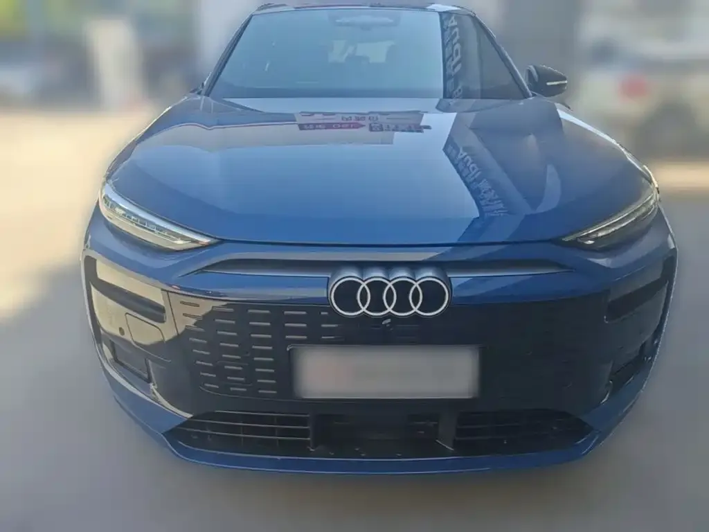Audi Q6L e-tron — фото 8