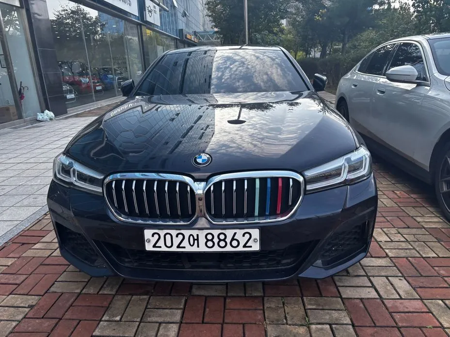 BMW 5-Series — фото 1