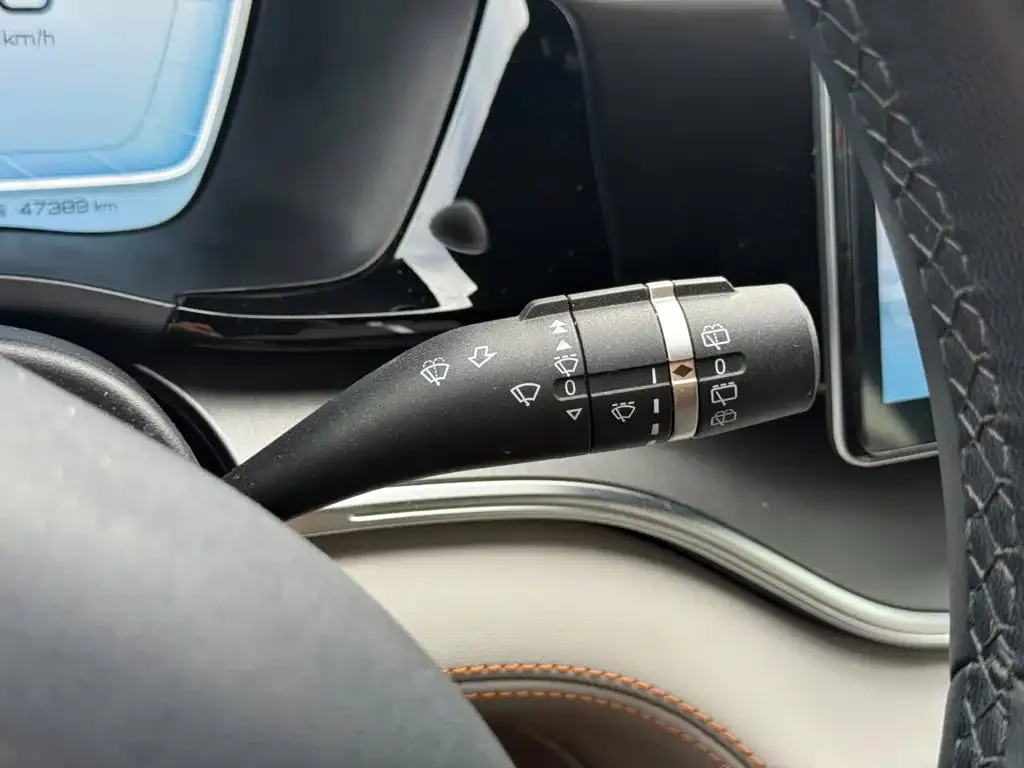 BYD PLUS New Energy — фото 2