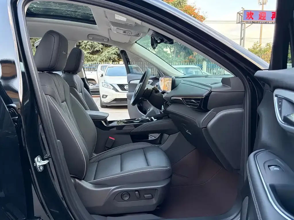 Buick Envision Plus — фото 2
