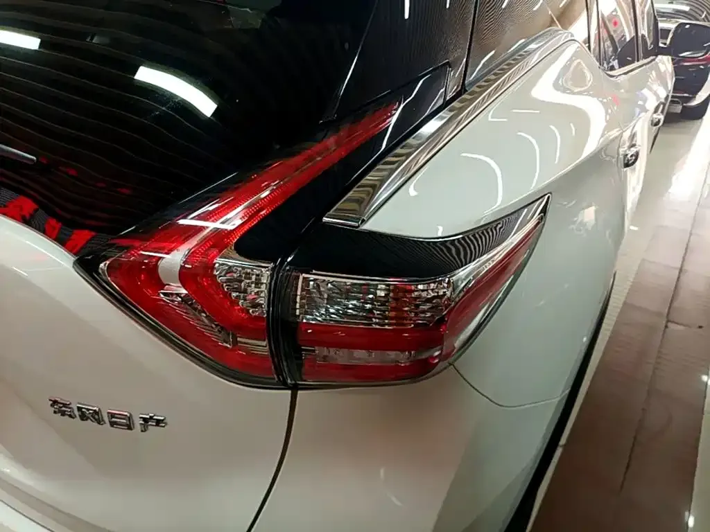 Nissan Murano — фото 3