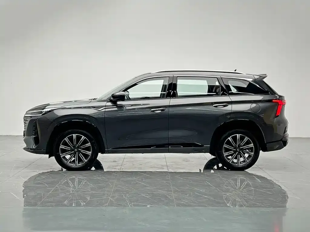 Changan CS75 PLUS — фото 7