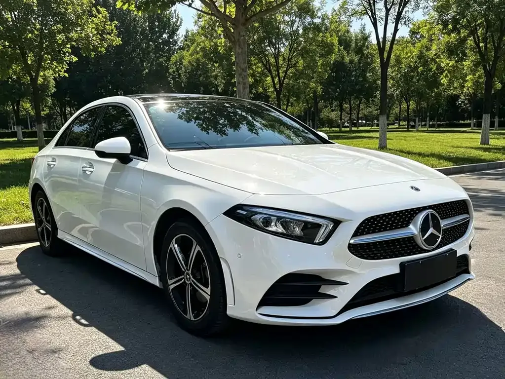 Mercedes-Benz A-Class — фото 8