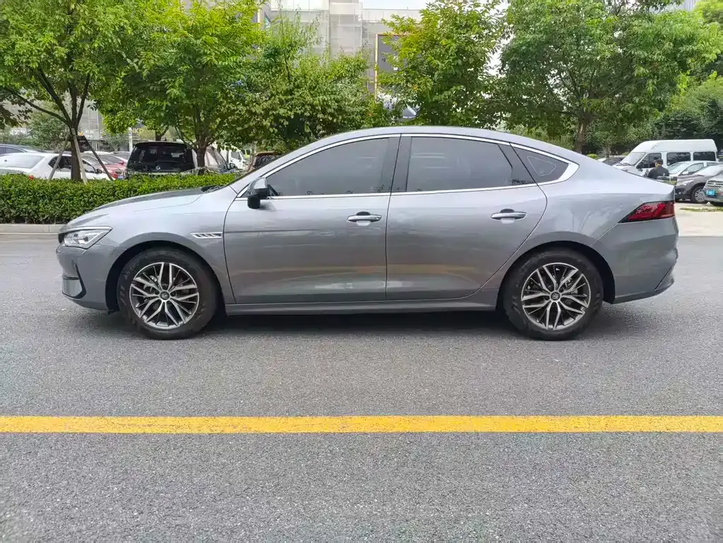 BYD Qin PLUS — фото 5